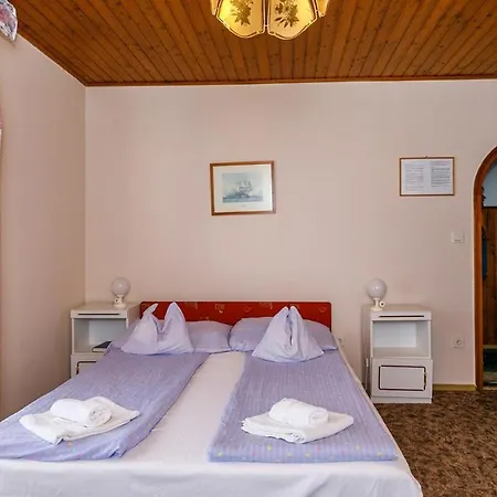 Bed & Breakfast Steinhaus 2*