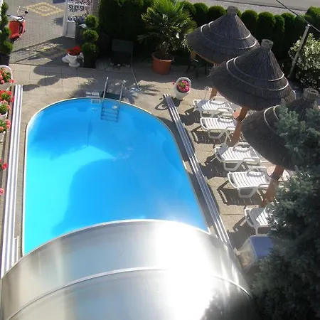 Steinhaus Bed & Breakfast 4*