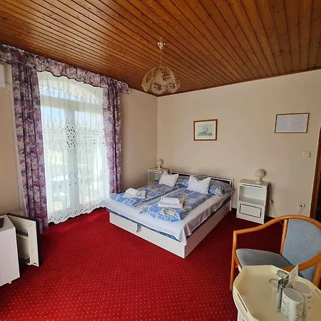 Steinhaus Bed & Breakfast 2*
