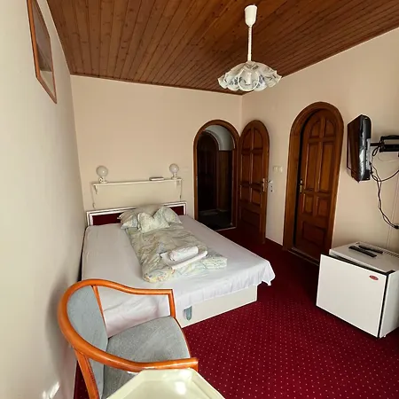 Bed & Breakfast Steinhaus Keszthely