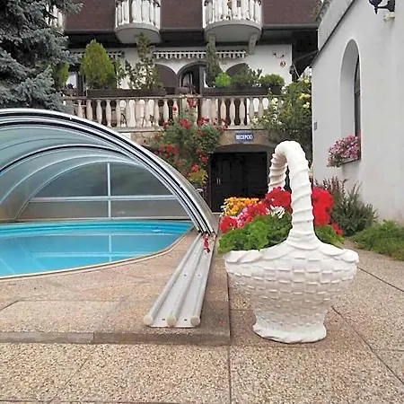 Couette-café Steinhaus 4*