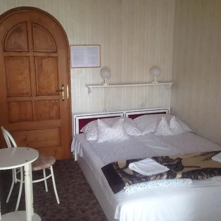 Bed & Breakfast Steinhaus 2*