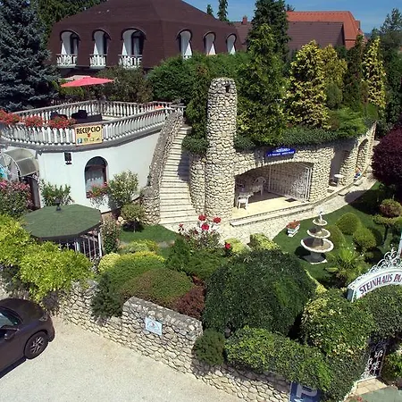 Bed & Breakfast Steinhaus 2*