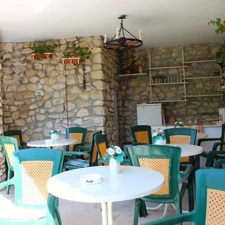 Couette-café Steinhaus 4*