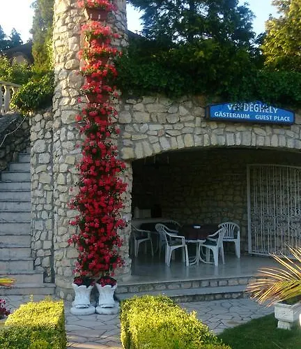 Steinhaus 4*