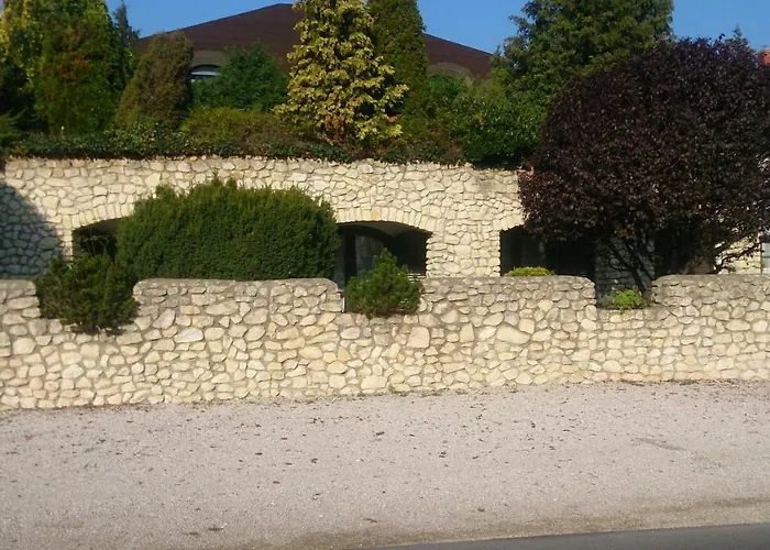 B&B Steinhaus